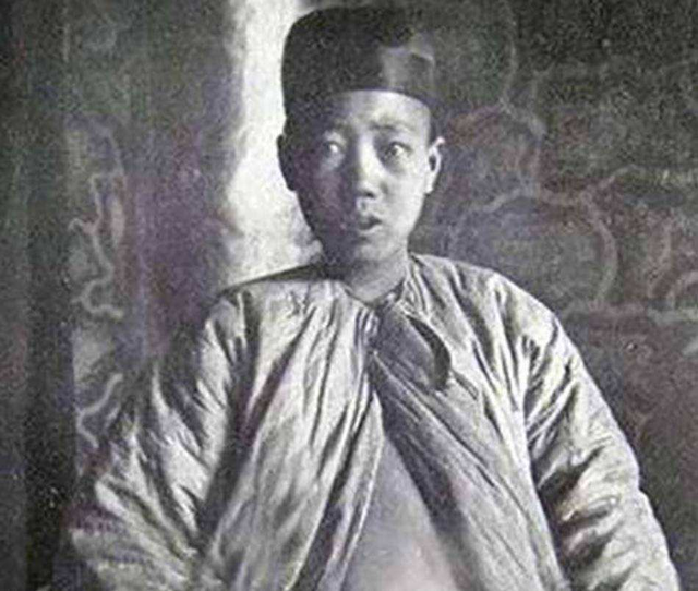 根本不算男人！清朝太监回忆：妃子洗澡不用手和避讳太监，侮辱人