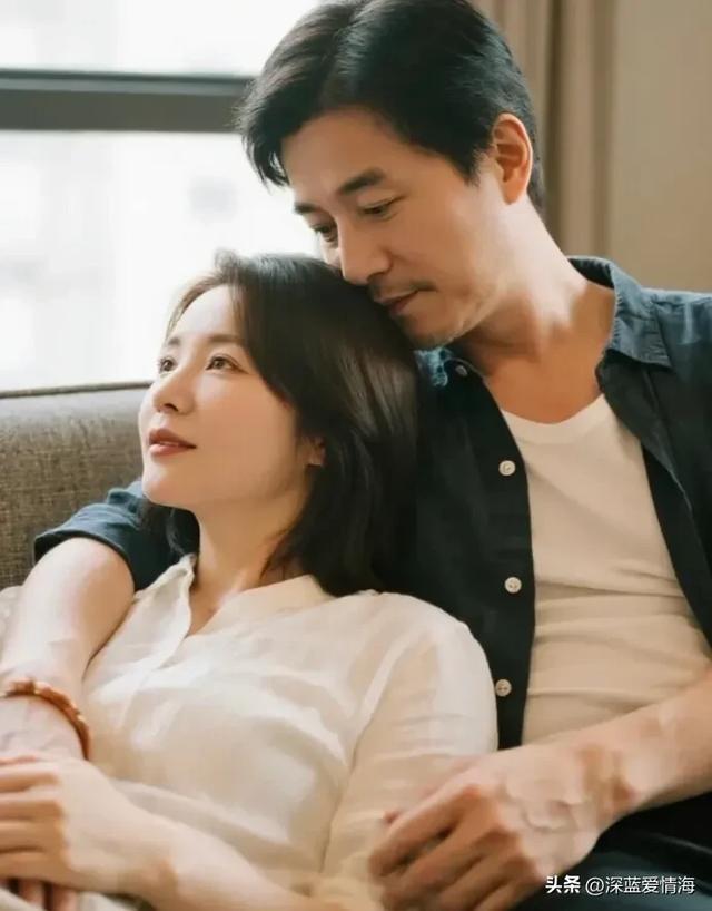 结婚二十年才懂：“你在闹，他在笑”的真相，根本不是宠你！