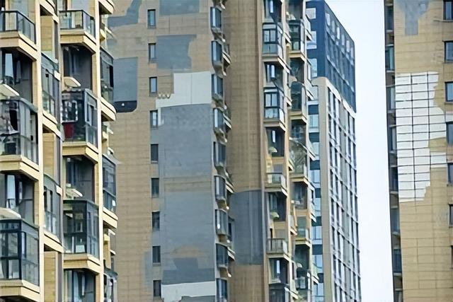 曹德旺预言要成真？若不出意外，2026年房地产或将面临5大转折