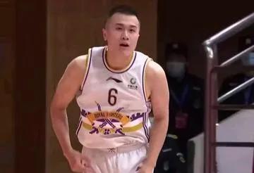 辽宁本钢击败北控重点要采用哪些战术?哪些队员会是关键先生呢?