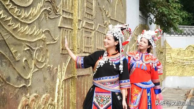 每日一村：三沙东山村——茅草屋焕新颜，畲村烟火撞进高铁风