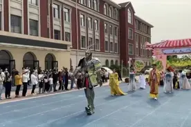 记者在现场丨趣享运动！儿童节大人孩子一起“嗨”图片