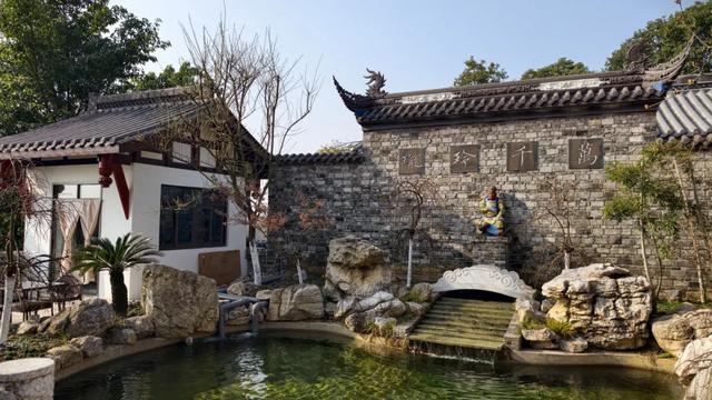 限时“梅”景！郫都这座千年古寺，藏着冬日最治愈的禅意与浪漫