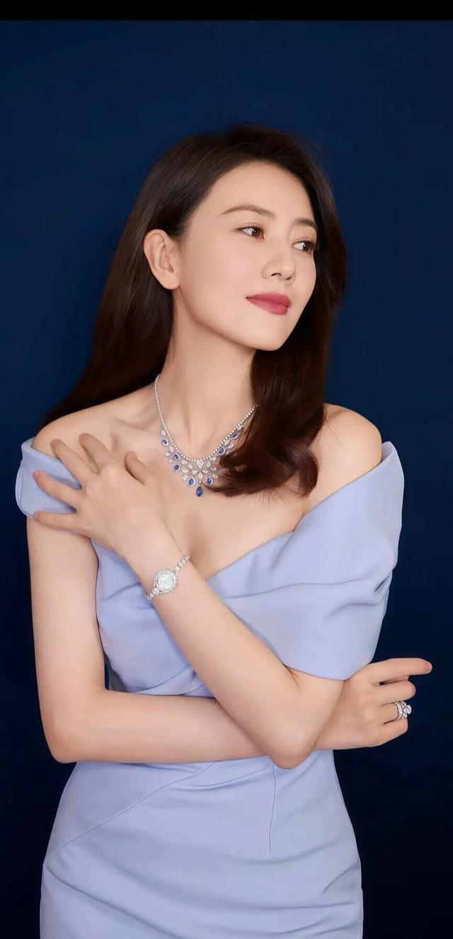 高圆圆1979年10月5日生于北京中国内地影视女演员模特