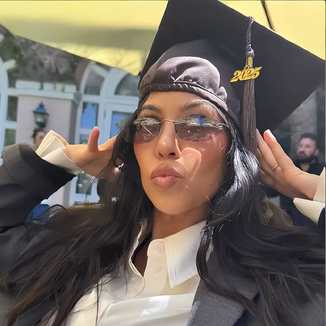 卡戴珊吐槽ChatGPT！帮复习反挂科，AI还当起“心理医生”