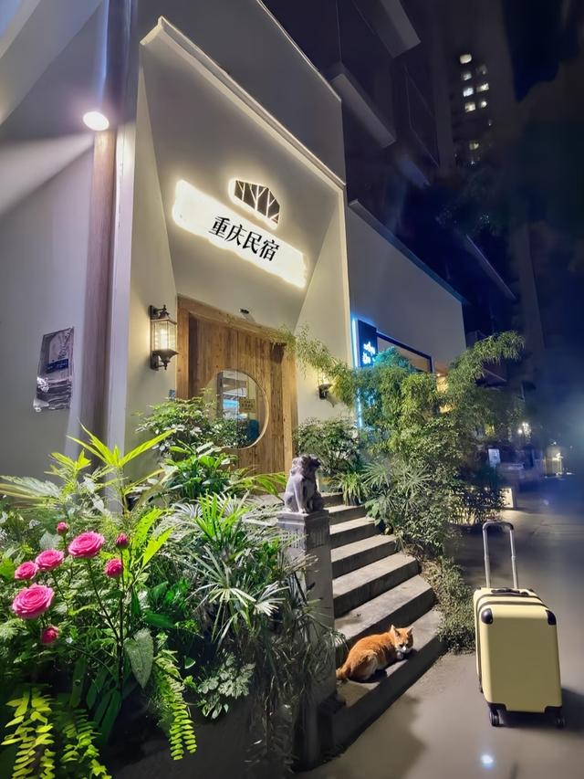 刚从重庆回来，说句大实话，能“劝”一个是一个！