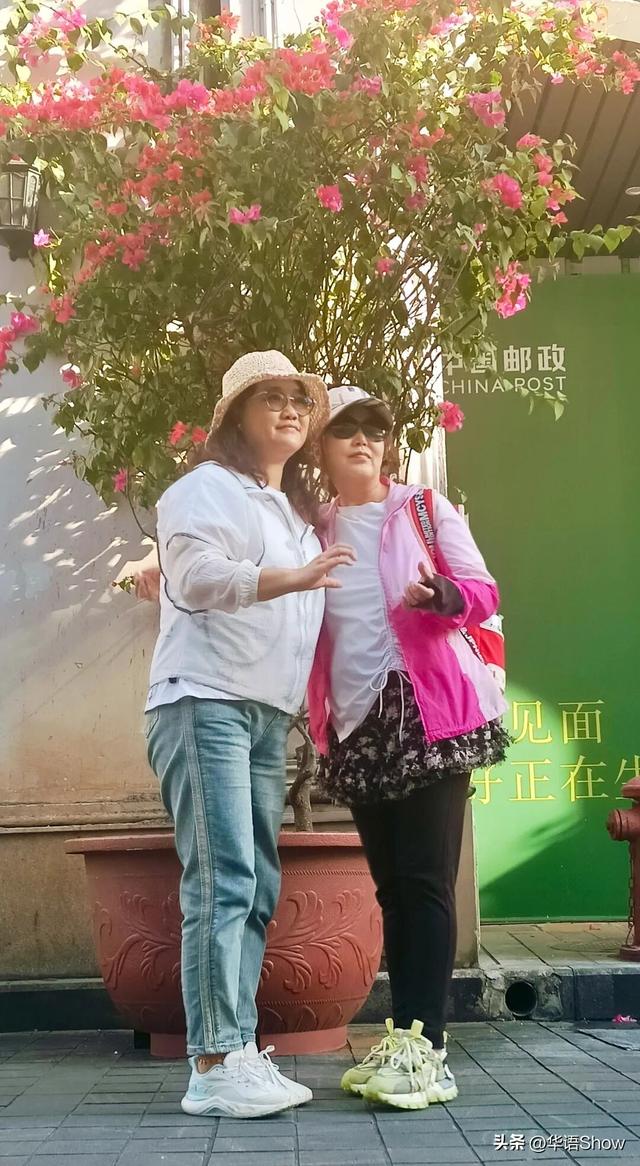 封关前瞻丨海口骑楼老街冬日景象：满眼都是外国人