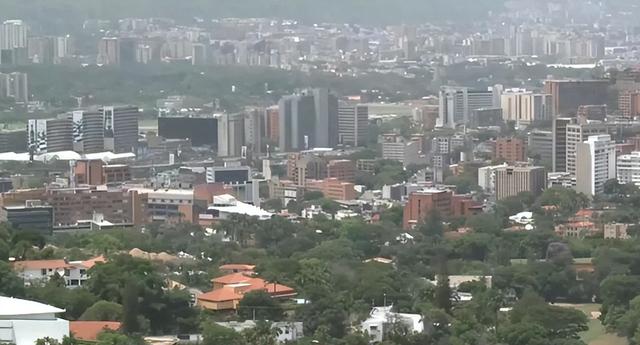 中俄按住美，委内瑞拉总统马杜罗突然通知特朗普，石油向美开放	，随时接受投资