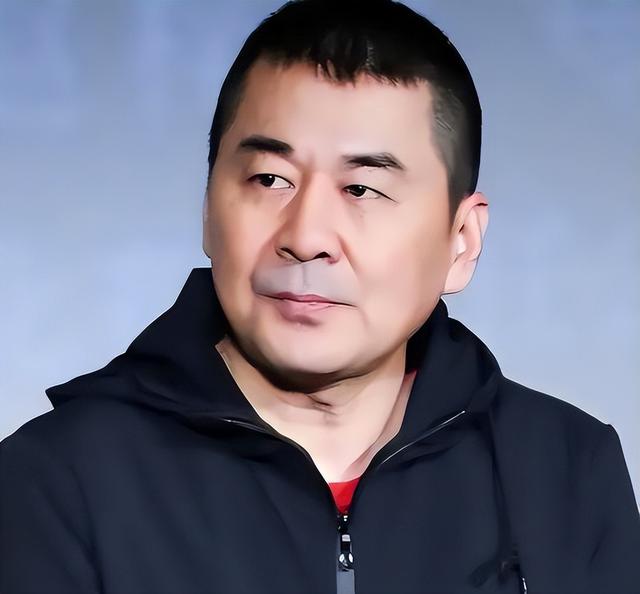 明明演技一般，却被捧成“老戏骨”，这12位演员终于现出原型了？