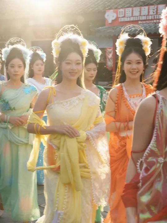 穿越三国，每日精彩不重样！更多惊喜等你来解锁~
