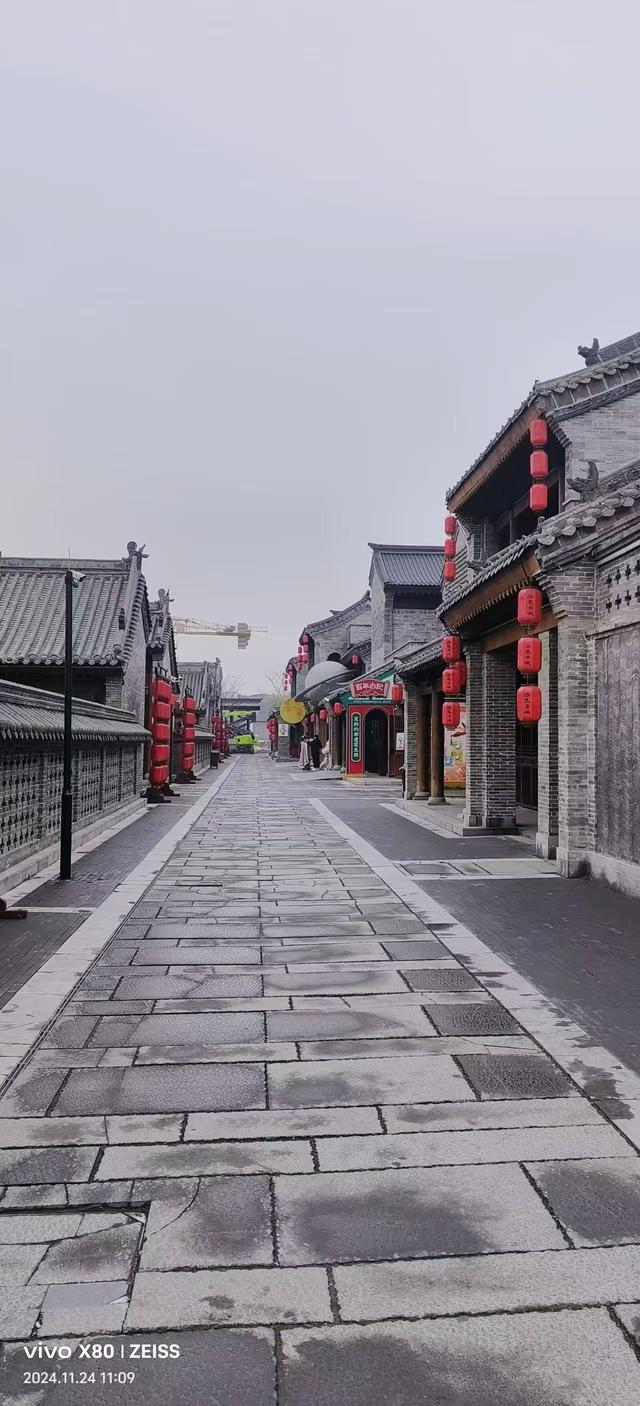 雨中寻洛邑：一座古城的千年回响