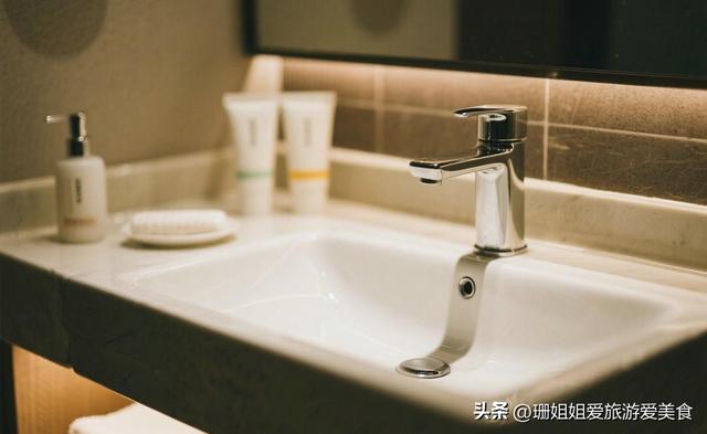 旅行住酒店时，带走这5类东西不是“占便宜”，因为房费已包括了