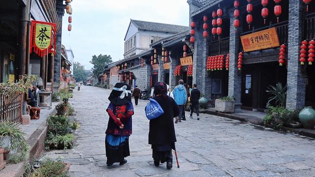 毁于地震的西昌600年古城，重获新生，明代古城拔地而起