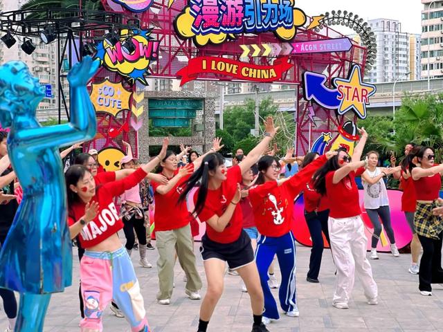 人人人人山人海！国庆首日，石景山人气爆棚——