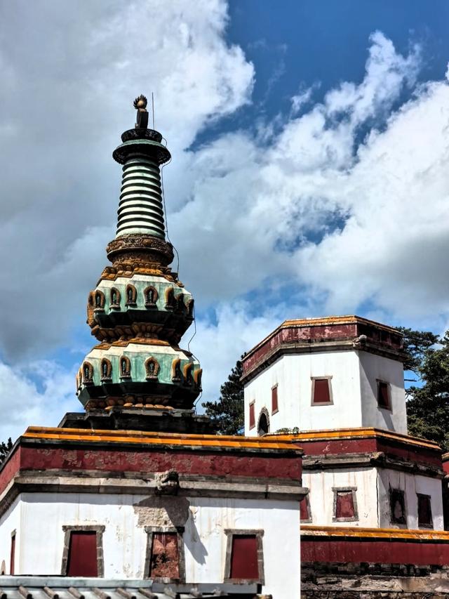 世界上只有中国河北省承德市才有的全球“独一无二的10大奇景”