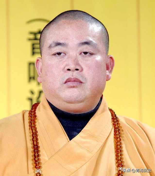 老方丈没说谎！看到李湘拜访少林寺旧照，才发现释永信面相早变了