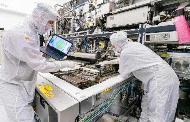 大梦初醒已为时晚？2大芯片巨头反叛，中国不会再原谅