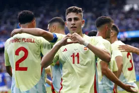 太强了！西班牙5-3击败法国夺冠，费尔明梅开二度，西班牙赢疯了图片