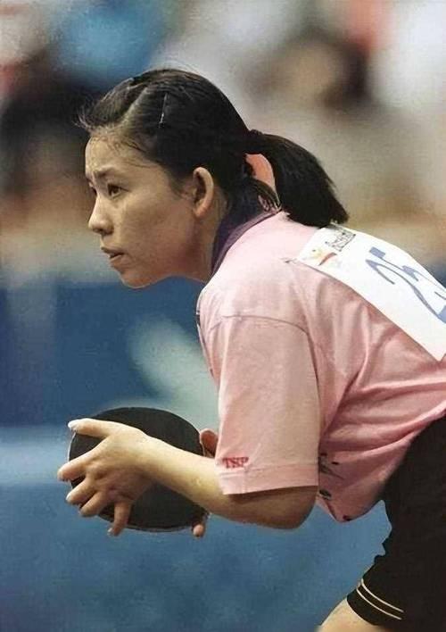 涉贪腐被带走、败光20亿	、移民改国籍，邓亚萍身上的谣言太离谱