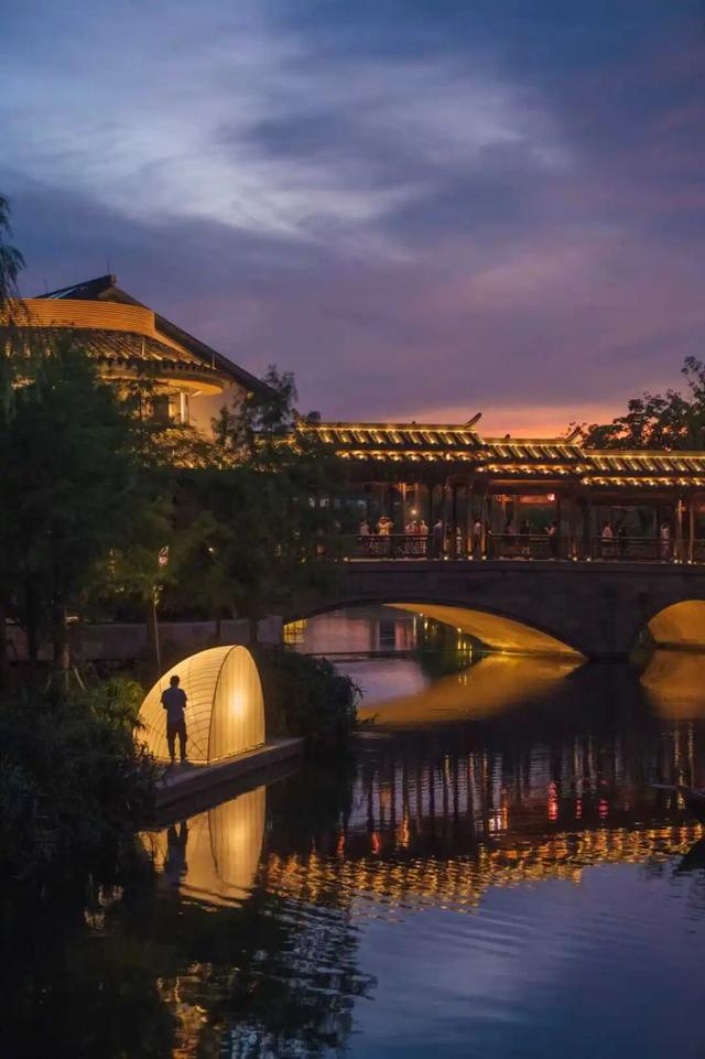 国庆中秋来上海怎么玩？200多项演出、展览、景点活动等你来解锁！