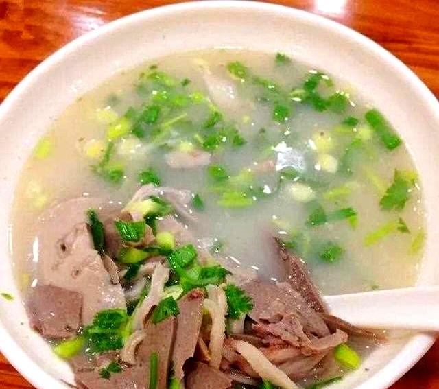一碗定乾坤：洛阳羊肉汤江湖“五绝”争霸！谁是真正的“中神通”