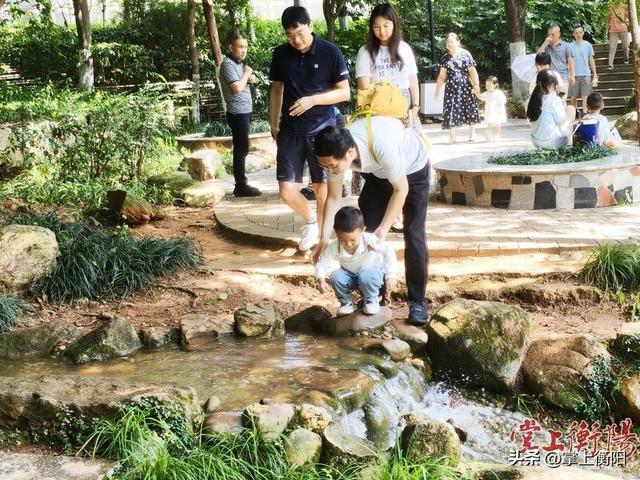 假期前六天，回雁峰景区迎客28000人次