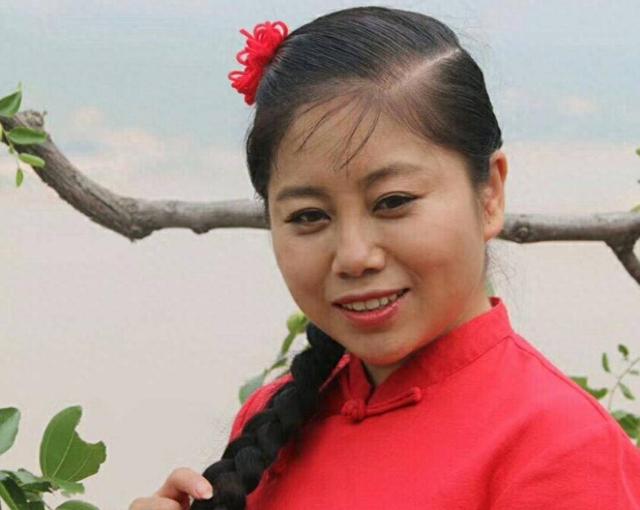 倾家荡产凑够120万上星光大道，却惨遭淘汰的崔苗，如今怎样了