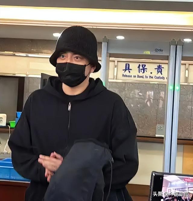 王大陆事件扩大！修杰楷、陈柏霖被上铐带走，贾静雯称孩子被吓到