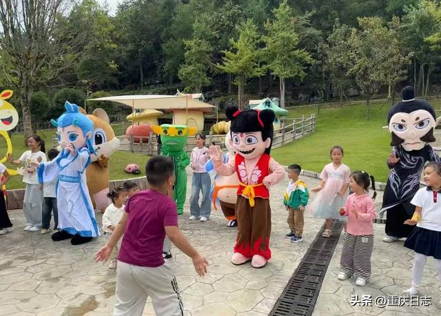 酉阳国庆文旅市场火爆“出圈”，多元场景开启全域旅游新篇章