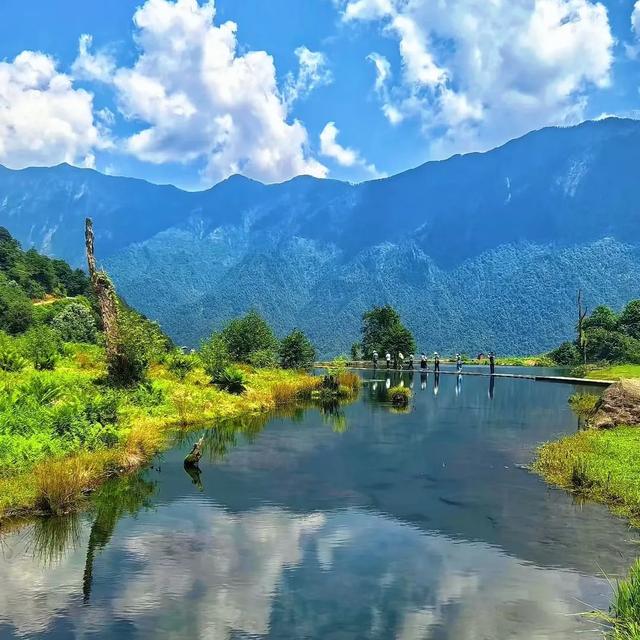 漫步黑竹沟,尽享初秋美景~