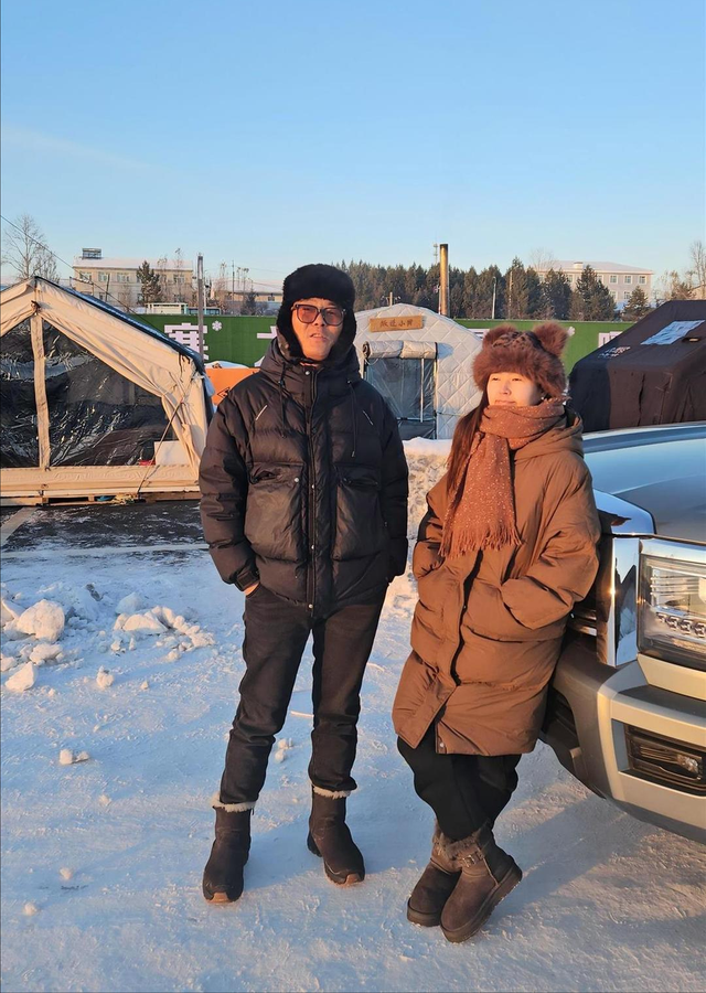 零下30℃住帐篷？80后夫妻漠河直播露营，每天50块取暖费不心疼