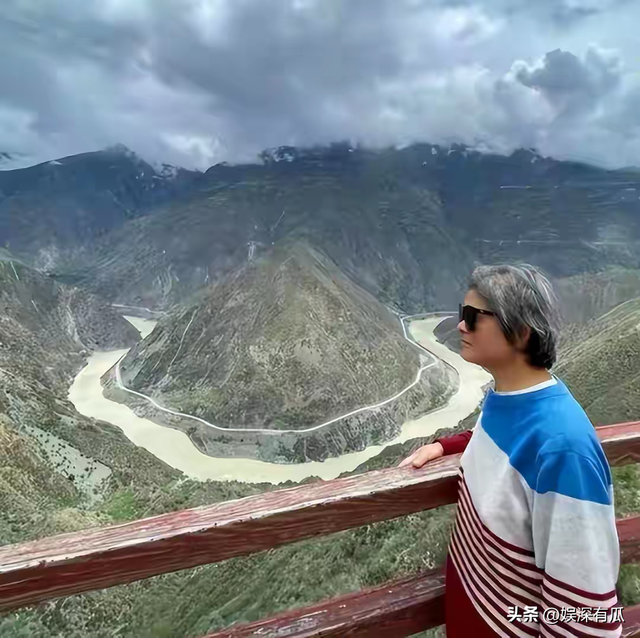 上海71岁老太卖房自驾旅游 , 9年没回家 , 坦言：不会给亲人留一分钱