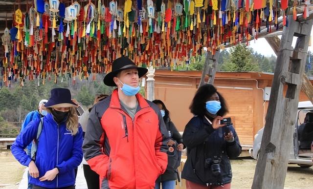 中国又一大省“占领”，超30万老外赖着不走，一座城市立了大功