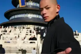 21岁最帅武僧秋风车祸去世！刚和娜扎拍电视剧，给父母留大笔遗产图片
