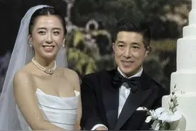 知名港星汤镇业嫁女！女婿长相帅气似欧巴，多位大牌艺人现身婚宴图片