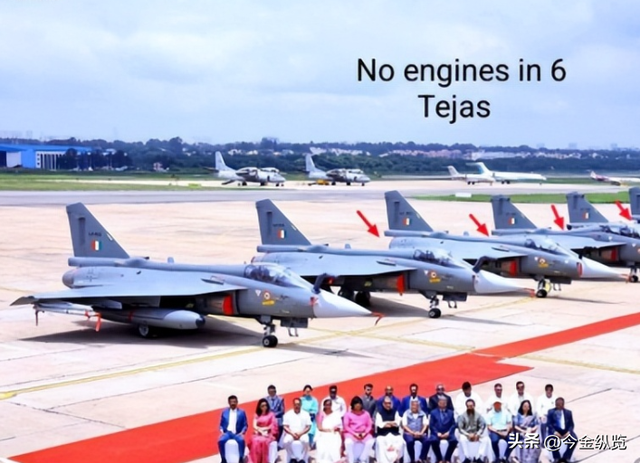 乌克兰前线溃败，印度战机当众坠毁！两场闹剧，撕下"实力"遮羞布
