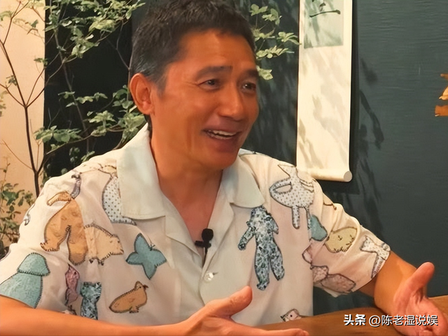钱再多也没用！63岁在日本养老的梁朝伟，应了张国荣当年的评价