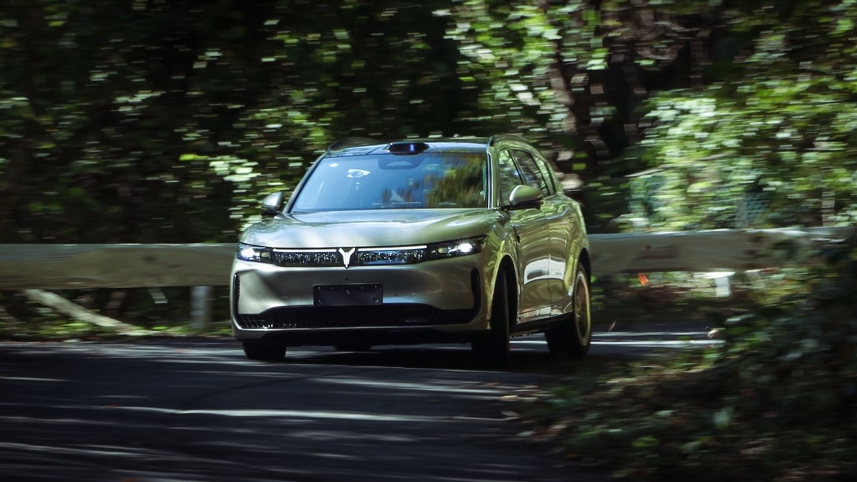 最快量产SUV!岚图FREE+秋名山上演“封神榜” xiami 第3张-宁宁快乐篮球 最快量产SUV!岚图FREE+秋名山上演“封神榜” (http://www.busunion.cn/) xiami 第3张