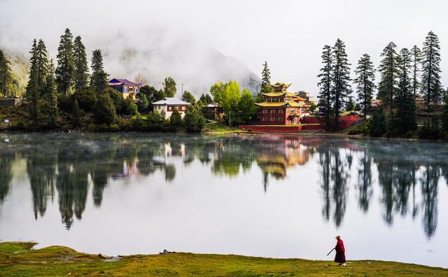 国内自驾游最经典的27条路线，适合退休人士，争取一年走2条！