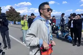 沙溢胡可赢麻了！网友:第一眼没认出沙溢，第二眼没认出胡可绝了图片