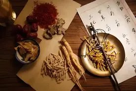 牢记这两句话，有效除一身寒邪！寒在脾胃用干姜，全身发冷用附子图片