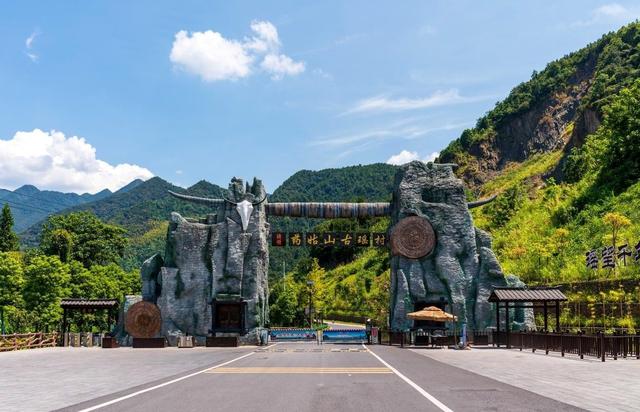 品古瑶新韵·赏金秋盛景，湖北通城药姑山古瑶村，十一黄金周民族风情新热地！