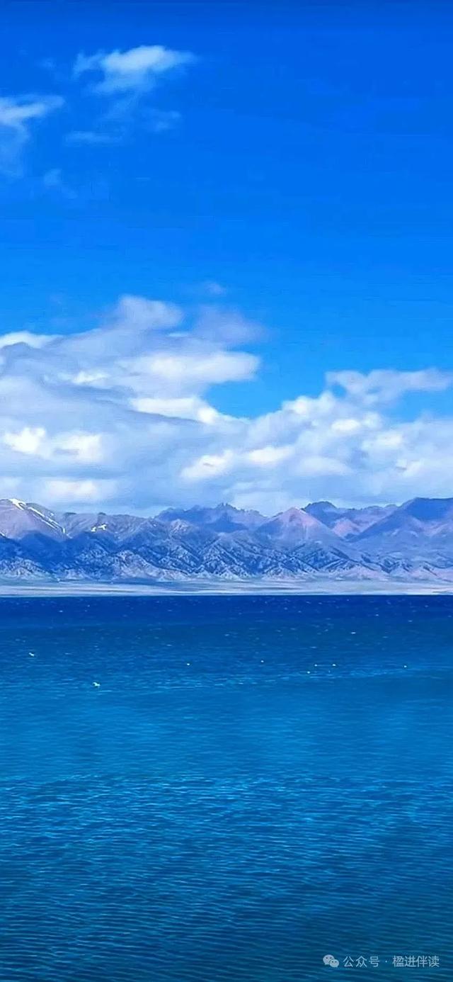 这么蓝的天空，好美