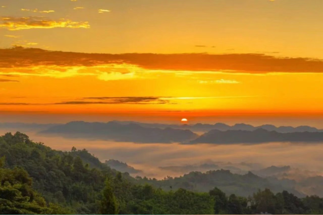 秋崃 | 深秋微凉，正好躲进邛崃山里泡个汤！