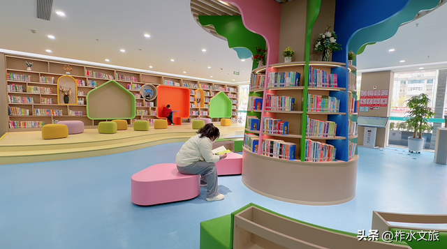 柞水县图书馆新馆开馆