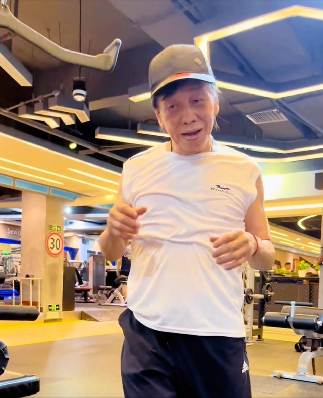 梁小龙去世早有预兆，关门弟子爆料3个“不良爱好”	，都是催命符