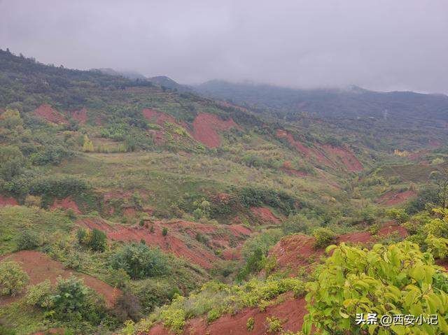 藏在秦岭旁的红土地，美成了人间仙境，是西安人周边游的好去处