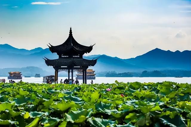 取消门票后游客涨3倍！杭州这步棋，其他城市学得来吗