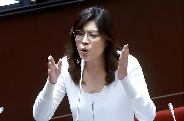 局势逆转!国民党主席改选爆出“重磅消息”，郑丽文或将白忙活？