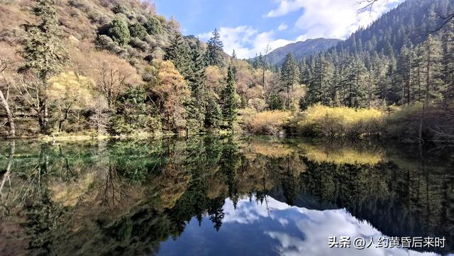今年的彩林，选择了神仙池（嫩恩桑措）